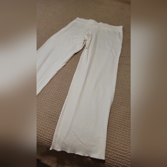 Gap White Lightweight Sweatpants - Picture 3 of 8